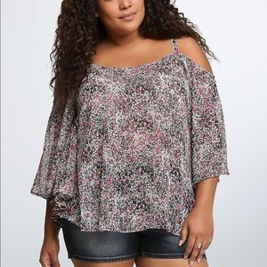 Floral print cold shoulder top